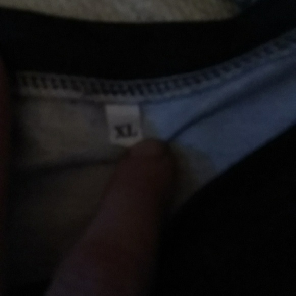 Black tye dyed sweatshirt - Picture 2 of 3